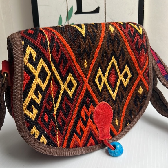 Leather Handmade bag hand crafted and stitched leather adjustable strap - Picture 4 of 14